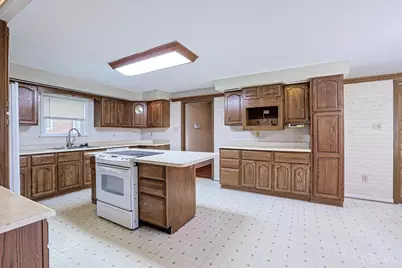 6051 Jerry Lee Drive, Miami Township, OH 45150 - Photo 13