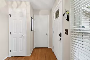 1332 Sprucewood Ct, Batavia Township, OH 45102 - Photo 5