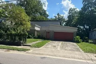 955 Matthews Dr, Lincoln Heights, OH 45215 - Photo 1