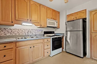 8536 Donegal Drive, Sycamore Township, OH 45236 - Photo 7