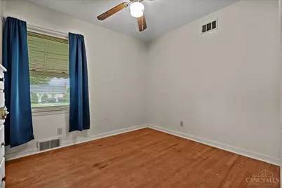 8536 Donegal Drive, Sycamore Township, OH 45236 - Photo 11