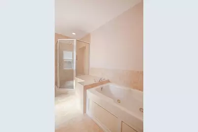 2035 Calvin Cliff Lane, Cincinnati, OH 45206 - Photo 17