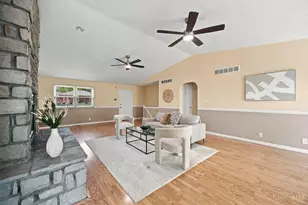 6831 Perinwood Dr, Green Township, OH 45248 - Photo 11