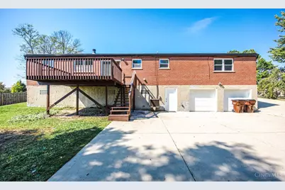 6831 Perinwood Drive, Green Township, OH 45248 - Photo 5