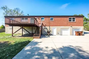 6831 Perinwood Dr, Green Township, OH 45248 - Photo 5