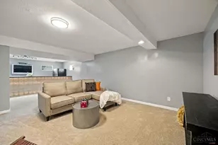 6831 Perinwood Dr, Green Township, OH 45248 - Photo 37