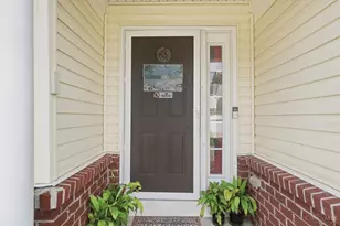 2651 Affirmed Dr, Hamilton Township, OH 45152 - Photo 5