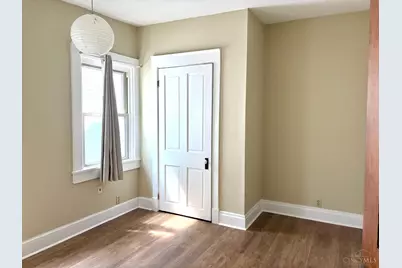 2242 Victor Street, Cincinnati, OH 45219 - Photo 7