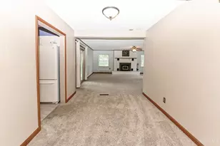 8041 West Chester Rd, West Chester, OH 45069 - Photo 9