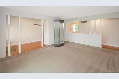 8044 Honeysuckle Lane, West Chester, OH 45069 - Photo 7