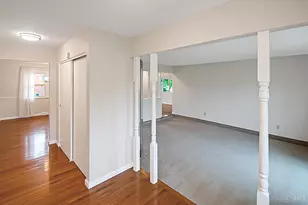 8044 Honeysuckle Ln, West Chester, OH 45069 - Photo 3