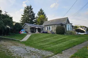 303 W Pleasant St, Hillsboro, OH 45133 - Photo 3