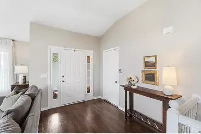 9698 Fallsridge Court, Springfield Township, OH 45231 - Photo 7