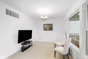 9750 Kensington Ln, Deerfield Township, OH 45040 - Photo 19