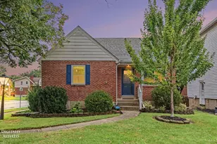7418 Plainfield Rd, Deer Park, OH 45236 - Photo 1