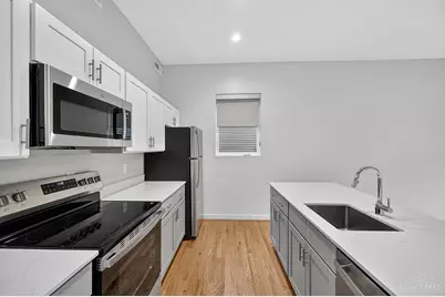 418 Torrence Court #1, Cincinnati, OH 45202 - Photo 5
