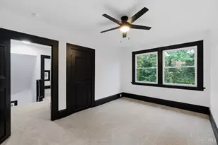 1016 Valley Ln, Cincinnati, OH 45229 - Photo 25
