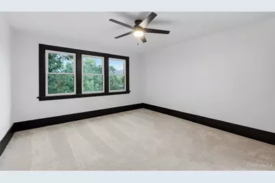1016 Valley Lane, Cincinnati, OH 45229 - Photo 17