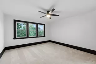1016 Valley Ln, Cincinnati, OH 45229 - Photo 17