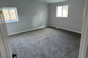 5866 Kennedy Ave, Cincinnati, OH 45213 - Photo 9