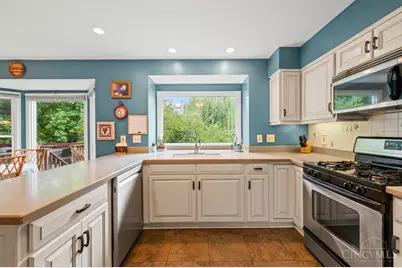 9667 Roundhouse Drive, West Chester, OH 45069 - Photo 11