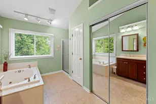 9667 Roundhouse Dr, West Chester, OH 45069 - Photo 29