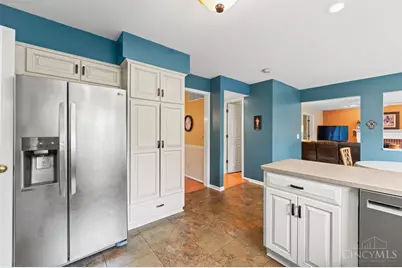 9667 Roundhouse Drive, West Chester, OH 45069 - Photo 13