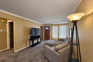 2612 Keysport Ln, Colerain Township, OH 45231 - Photo 3