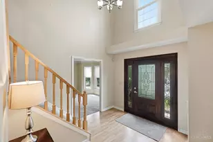 10934 Fallstone Dr, Springdale, OH 45246 - Photo 7