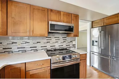 10934 Fallstone Drive, Cincinnati, OH 45246 - Photo 23