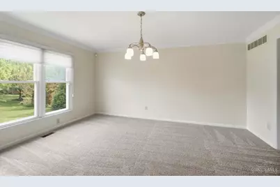 10934 Fallstone Drive, Cincinnati, OH 45246 - Photo 13