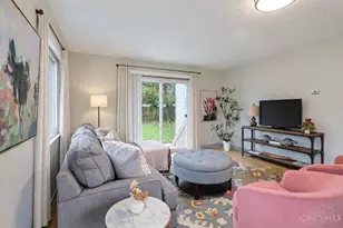 2529 Ridgeland Pl, Cincinnati, OH 45212 - Photo 11