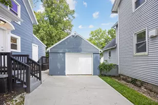 6832 Kenton Ave, Silverton, OH 45236 - Photo 3