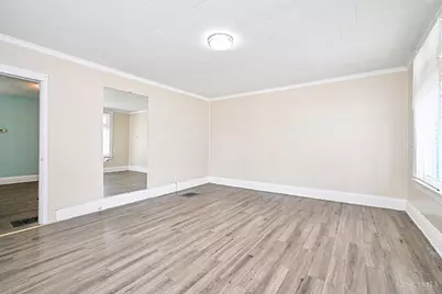 303 Walnut Street, Elmwood Place, OH 45216 - Photo 5