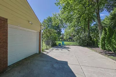 10111 Zig Zag Road, Blue Ash, OH 45242 - Photo 19