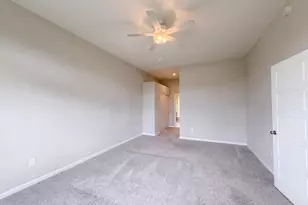 4370 Waters Edge Ln, Turtle Creek Township, OH 45036 - Photo 7