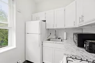 630 Straight St, Cincinnati, OH 45219 - Photo 17