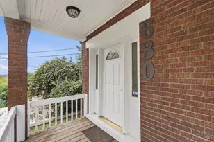 630 Straight St, Cincinnati, OH 45219 - Photo 3