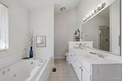 1255 Rosetree Drive, Miami Township, OH 45150 - Photo 17