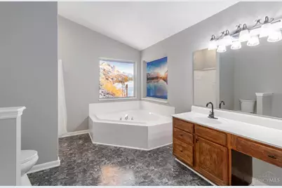 5687 Pepperridge Court, Hamilton Township, OH 45039 - Photo 15