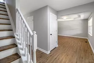 5687 Pepperridge Ct, Hamilton Township, OH 45039 - Photo 3
