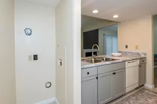 8495 Woodgrove Dr, Washington Twp, OH 45458 - Photo 17