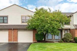 8495 Woodgrove Dr, Washington Twp, OH 45458 - Photo 3