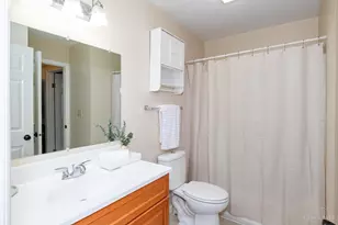 8495 Woodgrove Dr, Washington Twp, OH 45458 - Photo 27