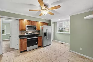 1205 Sunrise Dr, Loveland, OH 45140 - Photo 11
