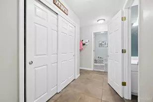 6940 Crown Pointe Dr, Liberty Township, OH 45011 - Photo 19