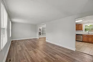 11258 Lodgeview Ct, Forest Park, OH 45240 - Photo 5