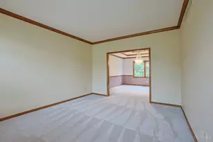 6099 Balsam Dr, Miami Township, OH 45150 - Photo 11