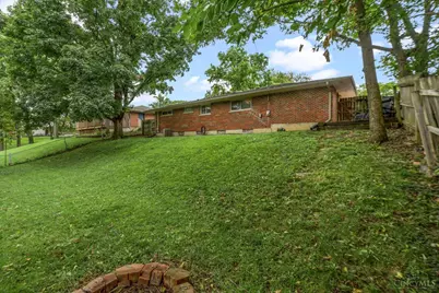 610 Skyview Drive, West Carrollton, OH 45449 - Photo 5