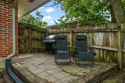 610 Skyview Drive, West Carrollton, OH 45449 - Photo 7